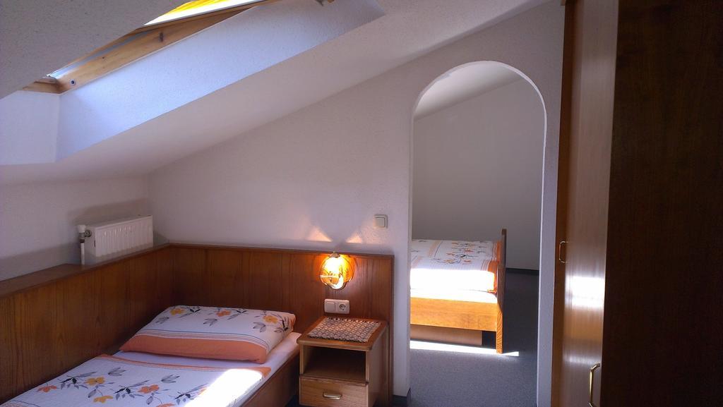 Pension Miklautz ザンクト・カンツィアン 部屋 写真